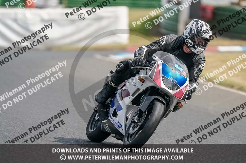 enduro digital images;event digital images;eventdigitalimages;mallory park;mallory park photographs;mallory park trackday;mallory park trackday photographs;no limits trackdays;peter wileman photography;racing digital images;trackday digital images;trackday photos
